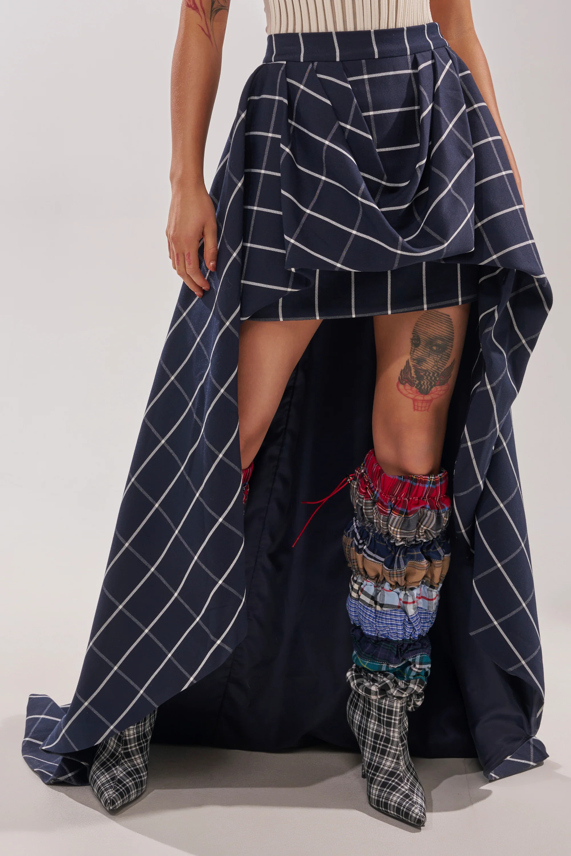 MAKE A STATEMENT HIGH LOW SKIRT | AKIRA