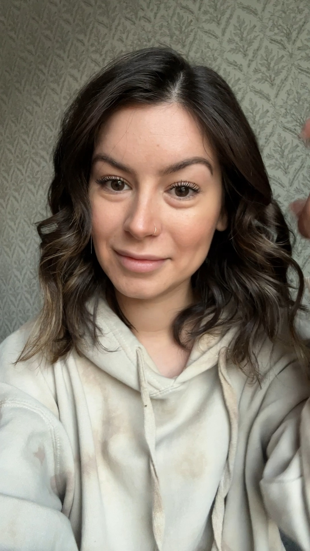 Just a mom trying to feel like myself again 💁🏽‍♀️