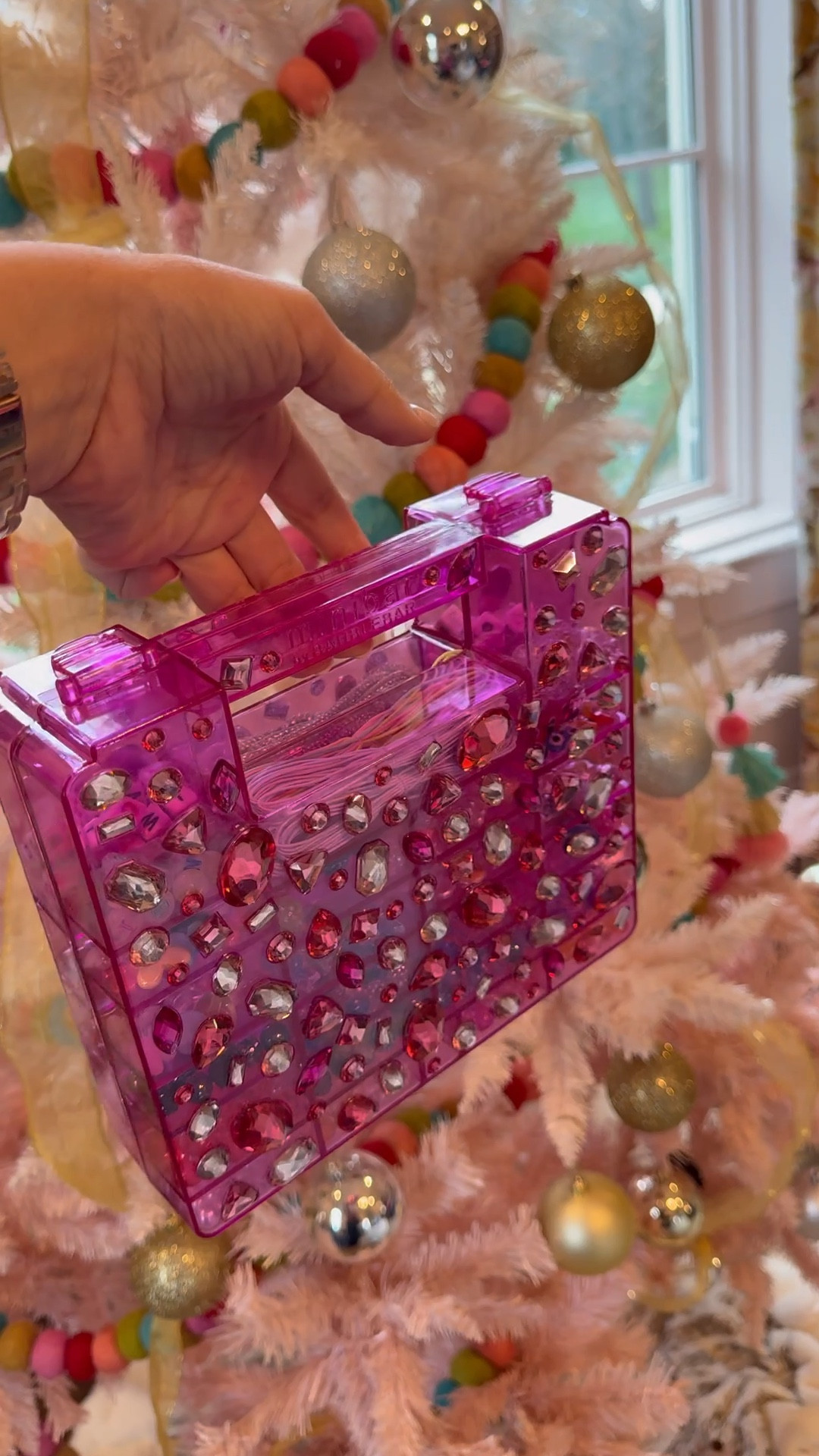 Fab gift for the little gals!!!!!!



#LTKHoliday #LTKGiftGuide #LTKKids