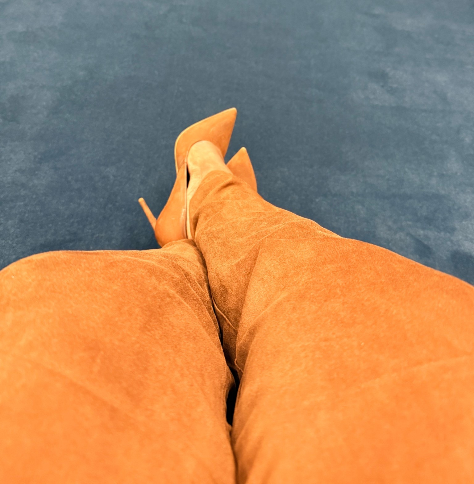 Suede Shoe Season! 😍

#LTKHoliday #LTKMidsize #LTKootd