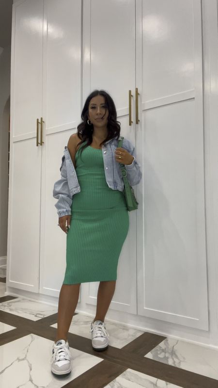 Midi dress + sneakers for a quick errand run look🥲

Midi dress
Green outfit 
Green dress
Green sneakers
Ootd
Get ready with me
Simple fashion
Casual outfit 
Simple outfits


#LTKGiftGuide #LTKFind #LTKsalealert