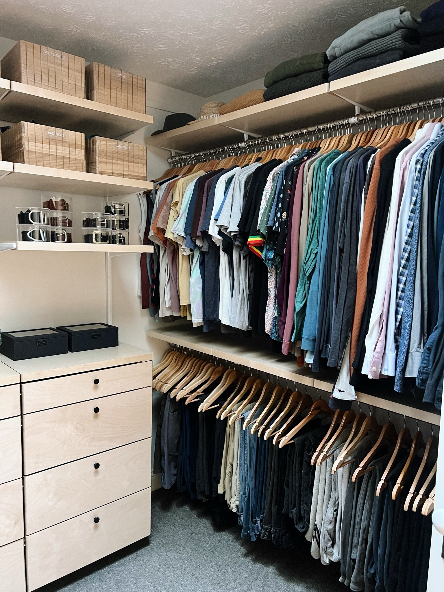 Primary Closet Organization 

#LTKstyletip #LTKhome #LTKfamily