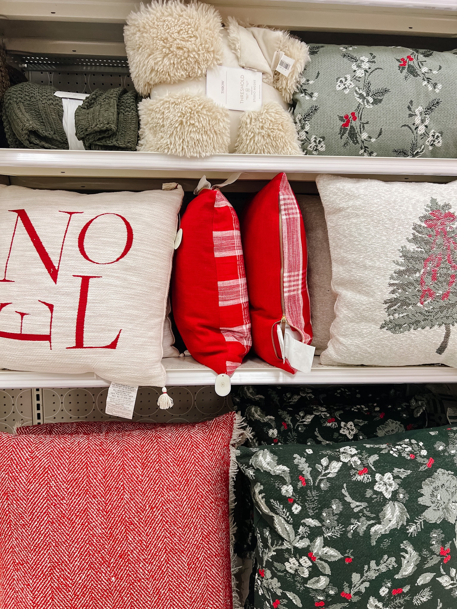 Target Holiday Home Decor 


#LTKHoliday #LTKSeasonal #LTKhome