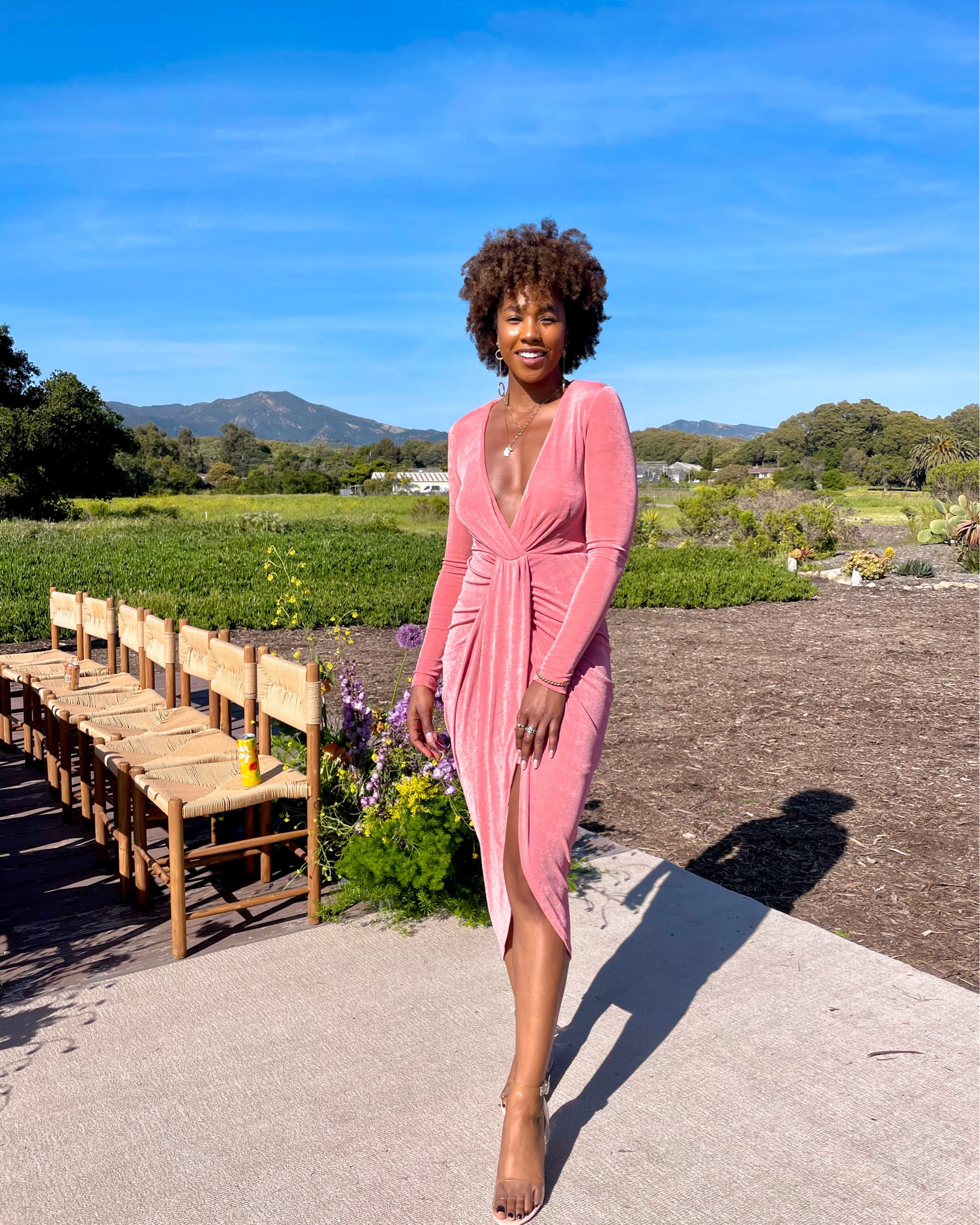 In case you’re looking for a spring wedding guest dress. I found quite a few for you to look through 🫶🏾💐

#LTKwedding #LTKSeasonal