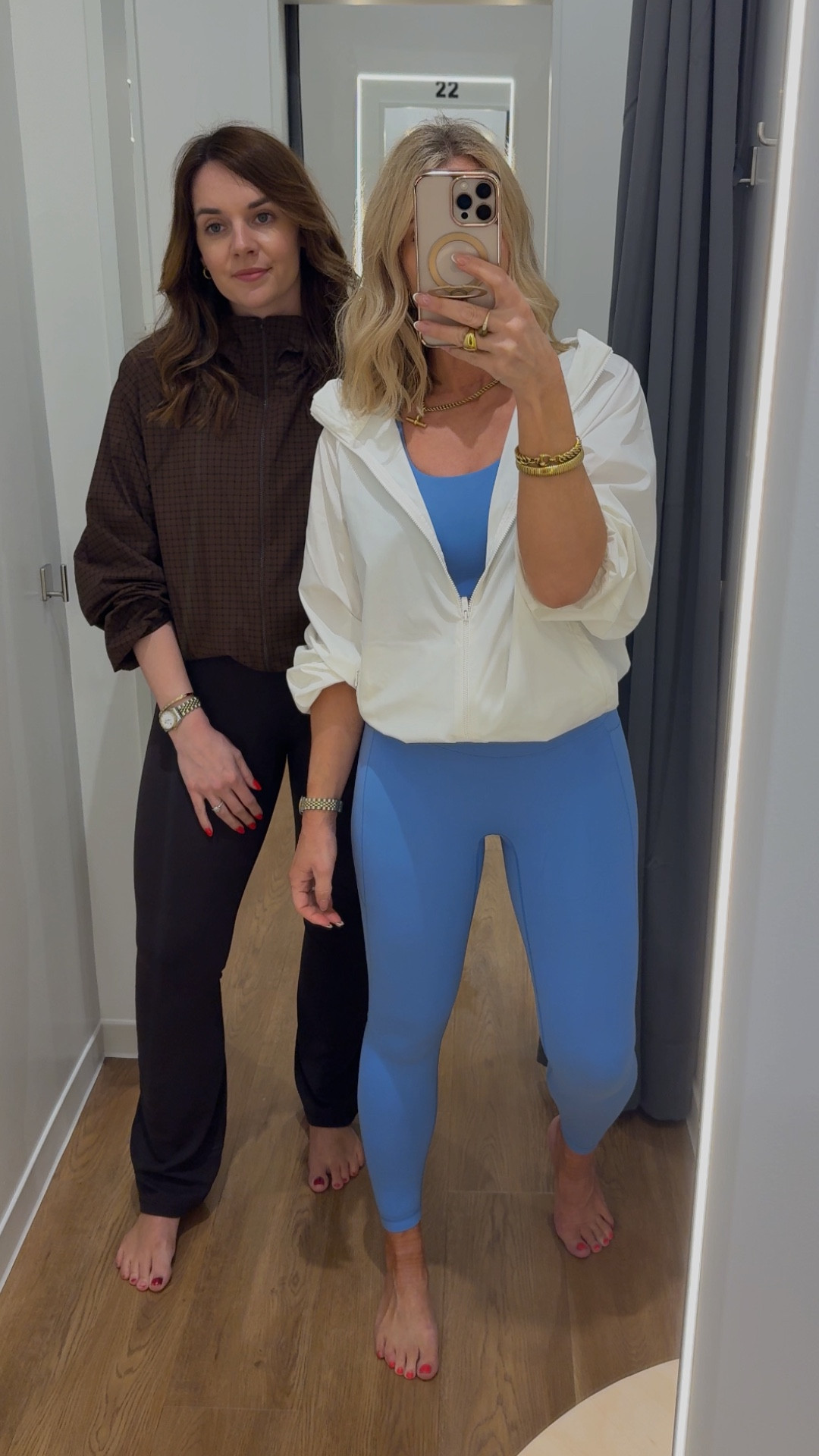 This might surprise you… you can absolutely wear gym pieces beyond the gym.

This Uniqlo gym set and these windbreakers just work. The fabric is incredibly soft, with both fitted and flared options, plus matching tops and it’s just as easy to wear outside of the gym. 
The jackets are a standout too, higher neckline, adjustable shape, practical details… and even the hood looks good.

#LTKstyletip #LTKfitness #LTKspring