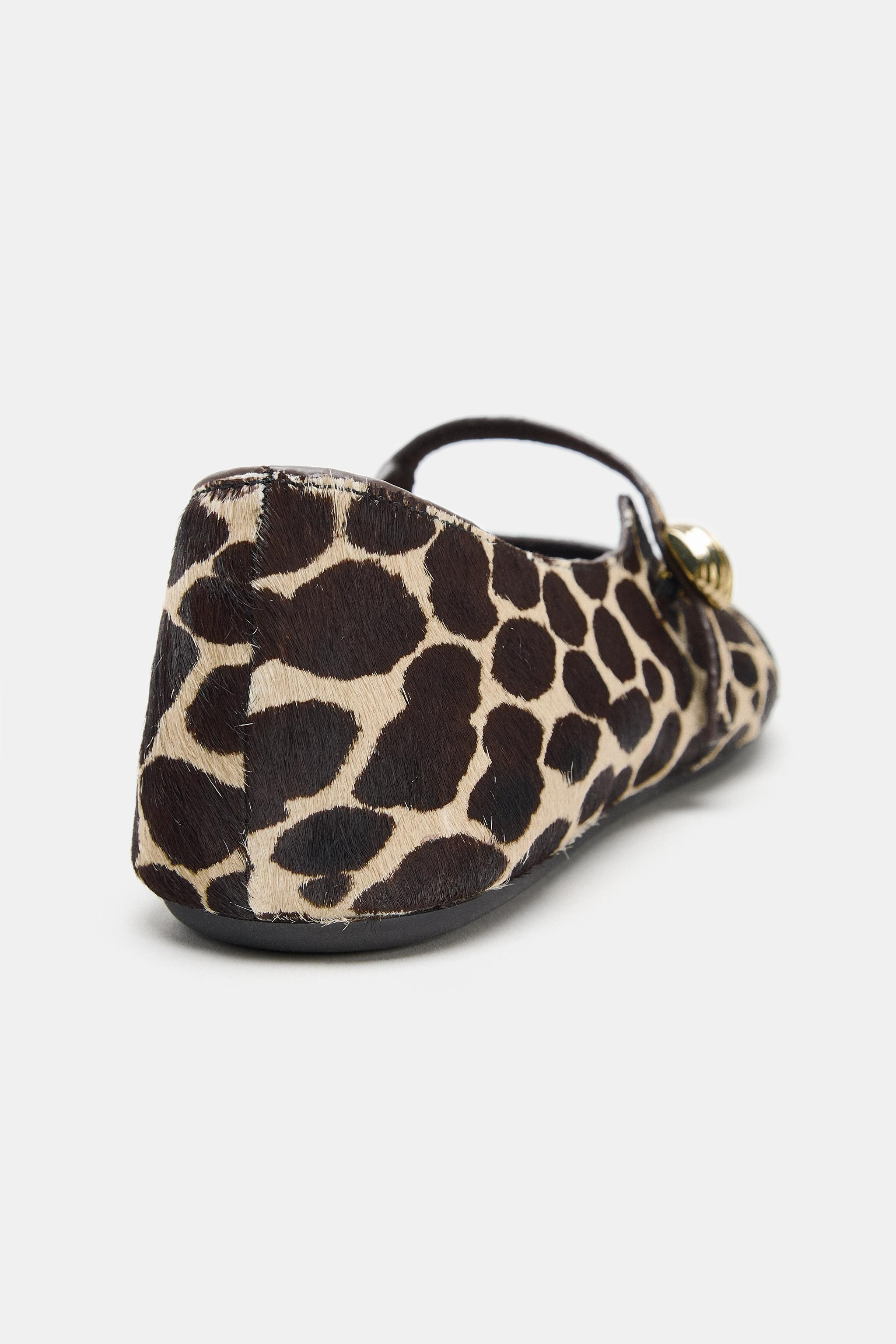 PRINTED LEATHER BALLET FLATS | Zara US