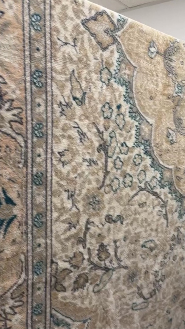 The Dallas area rug from my shop is big and beautiful!