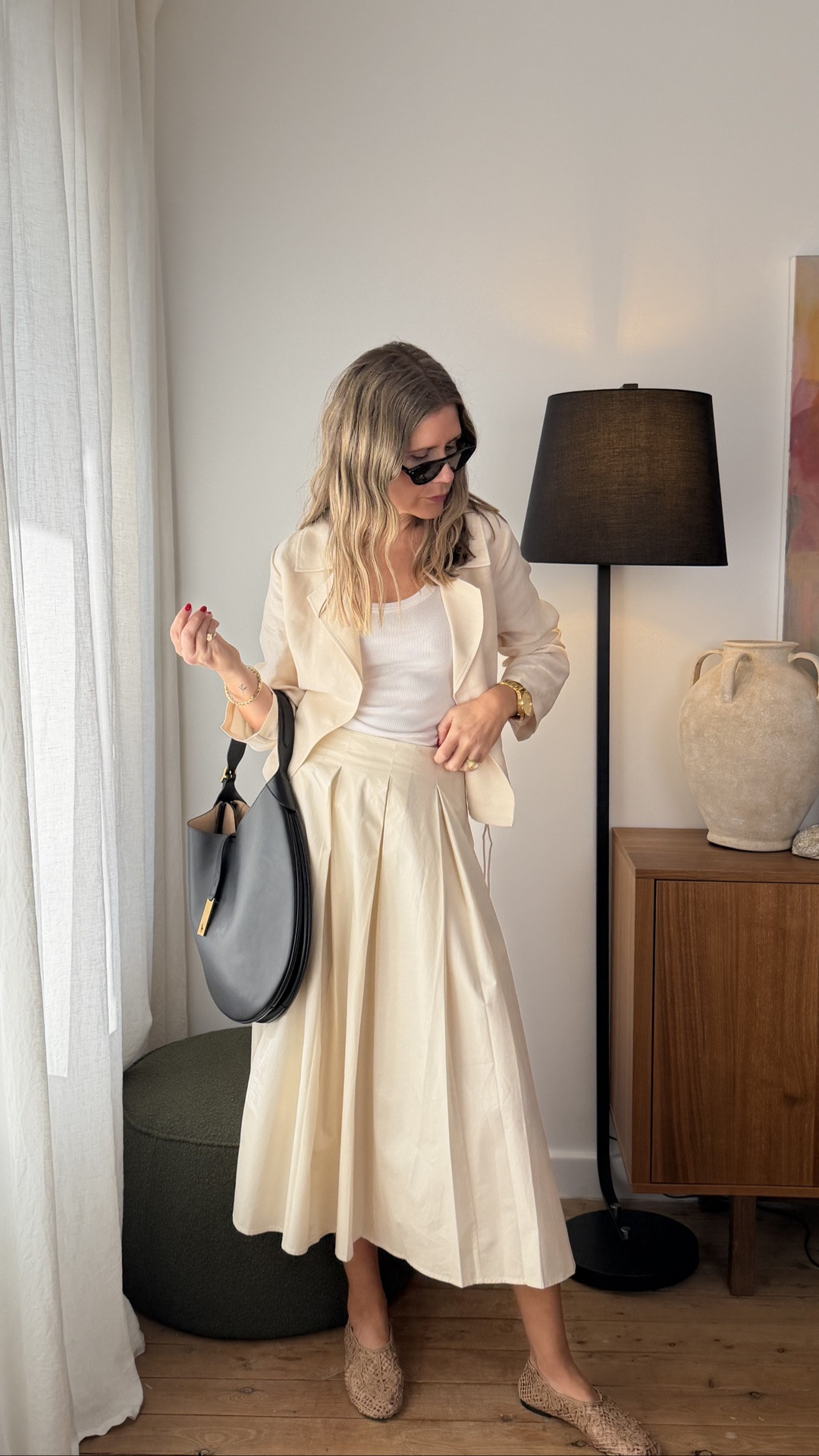 This look - it’s about to earn serious wardrobe rotation 🌸

This beautiful ivory duo from Cable is giving effortless spring dressing - relaxed enough for everyday, polished enough for the office. 

Wearing an 8 in the skirt and 10 in the jacket. X

#LTKFashionMonth #LTKaustralia #LTKspring
