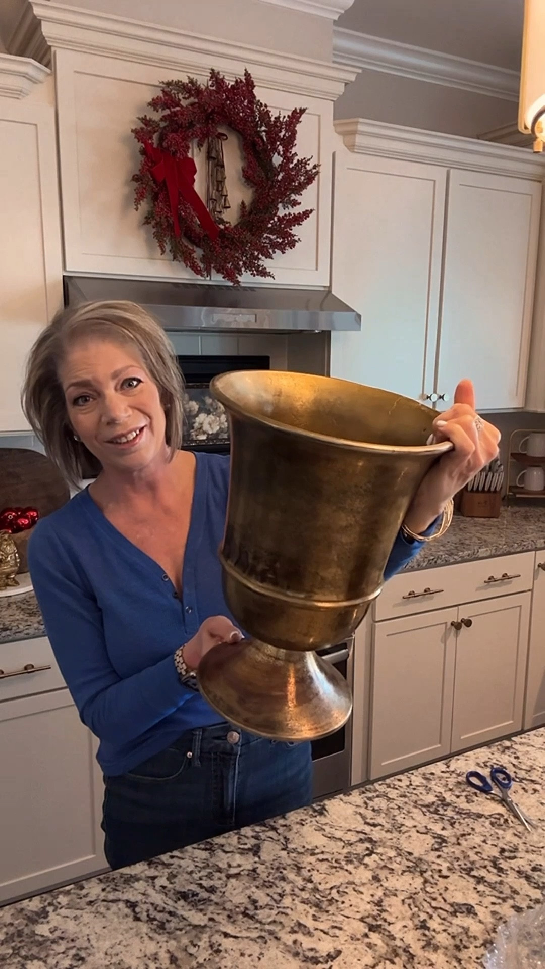 
Flared Bronze Urn Planter

This is stunning!! I have the 11” urn. It’s a beautiful gold bronze color.


#LTKSeasonal #LTKHome #LTKHoliday