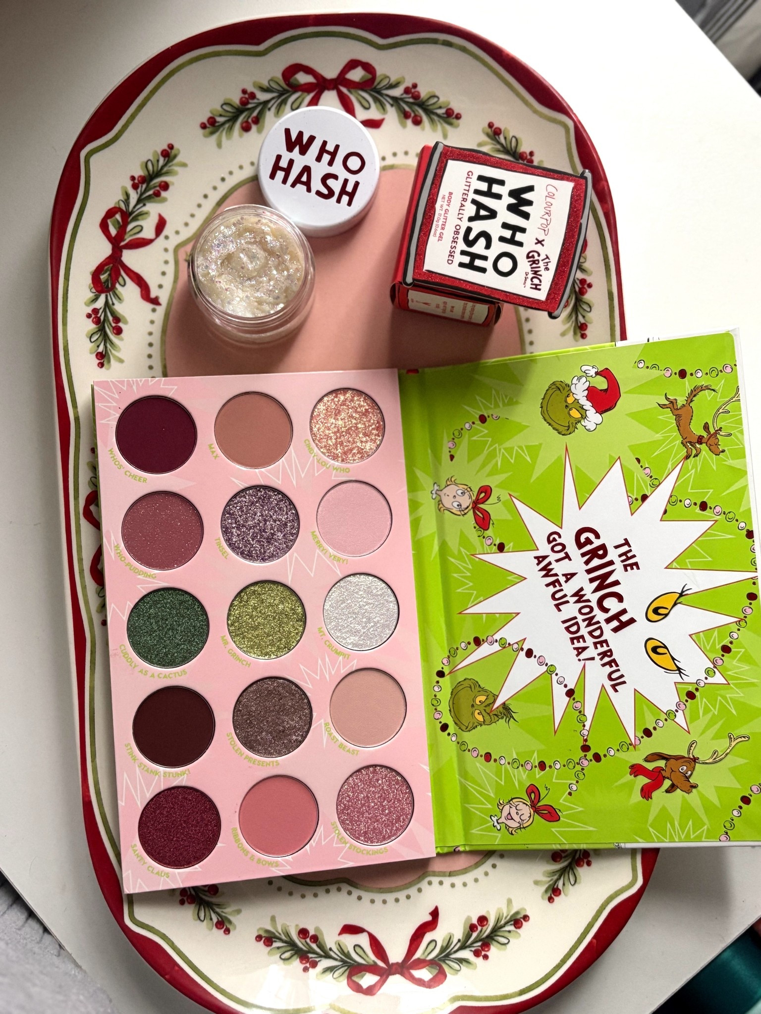 Christmas has come early!! With this Grinchy collab! 🎄💚

#LTKSeasonal #LTKBeauty #LTKHoliday