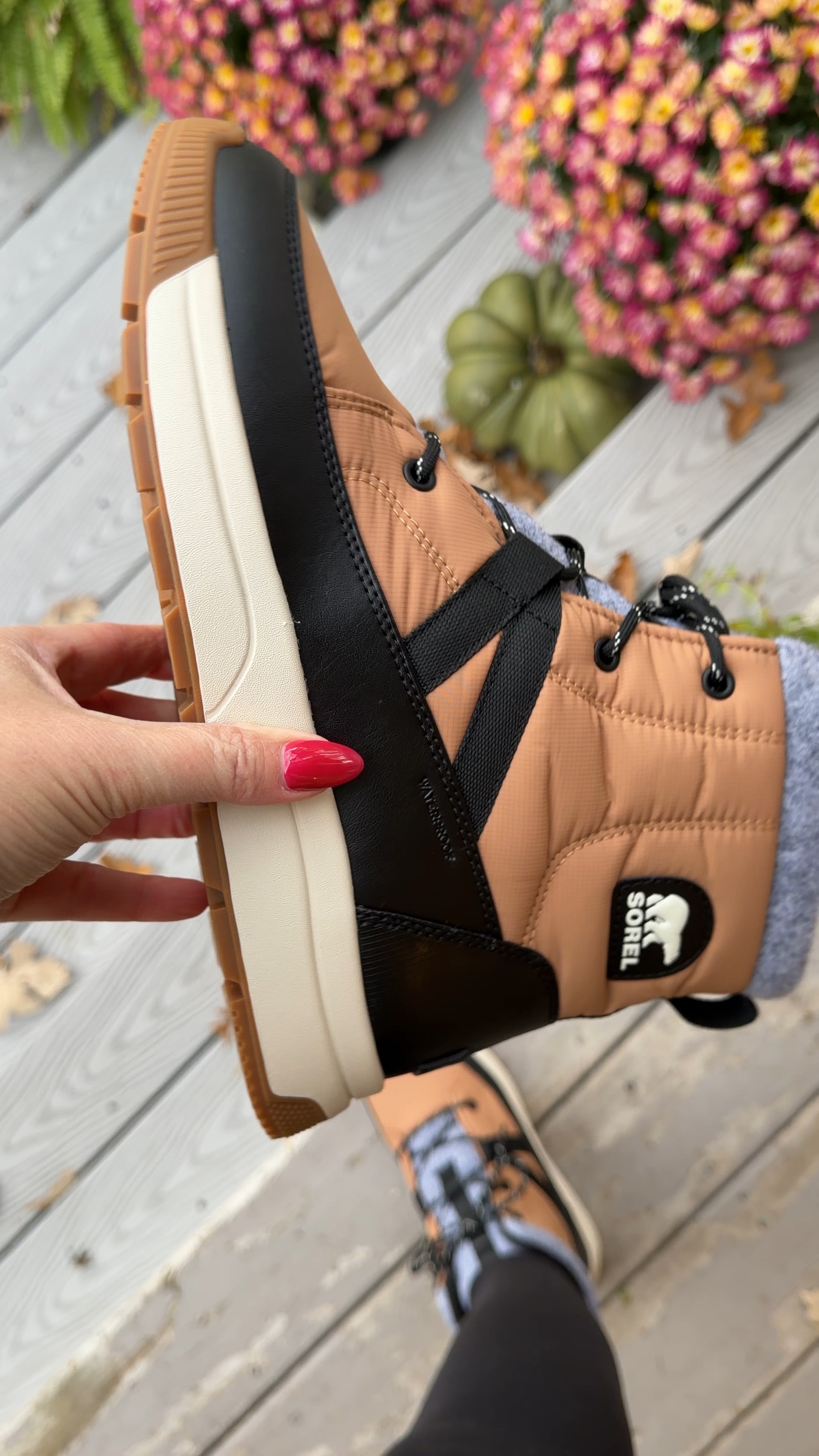 Boots Season is here! These Sorels are so comfy and cozy! Grab your true to size. #boots #winterstyle #sorels

#LTKSeasonal #LTKShoeCrush #LTKActive