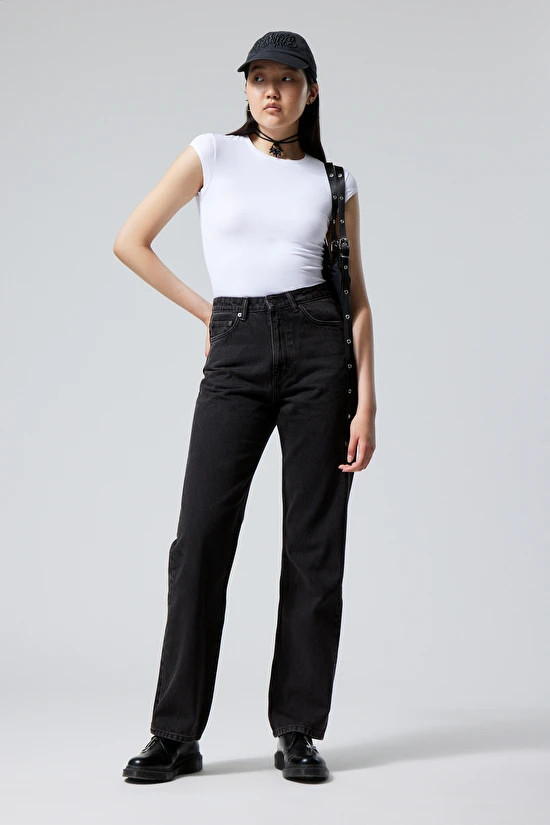 Rowe Extra High Straight Jeans | Weekday