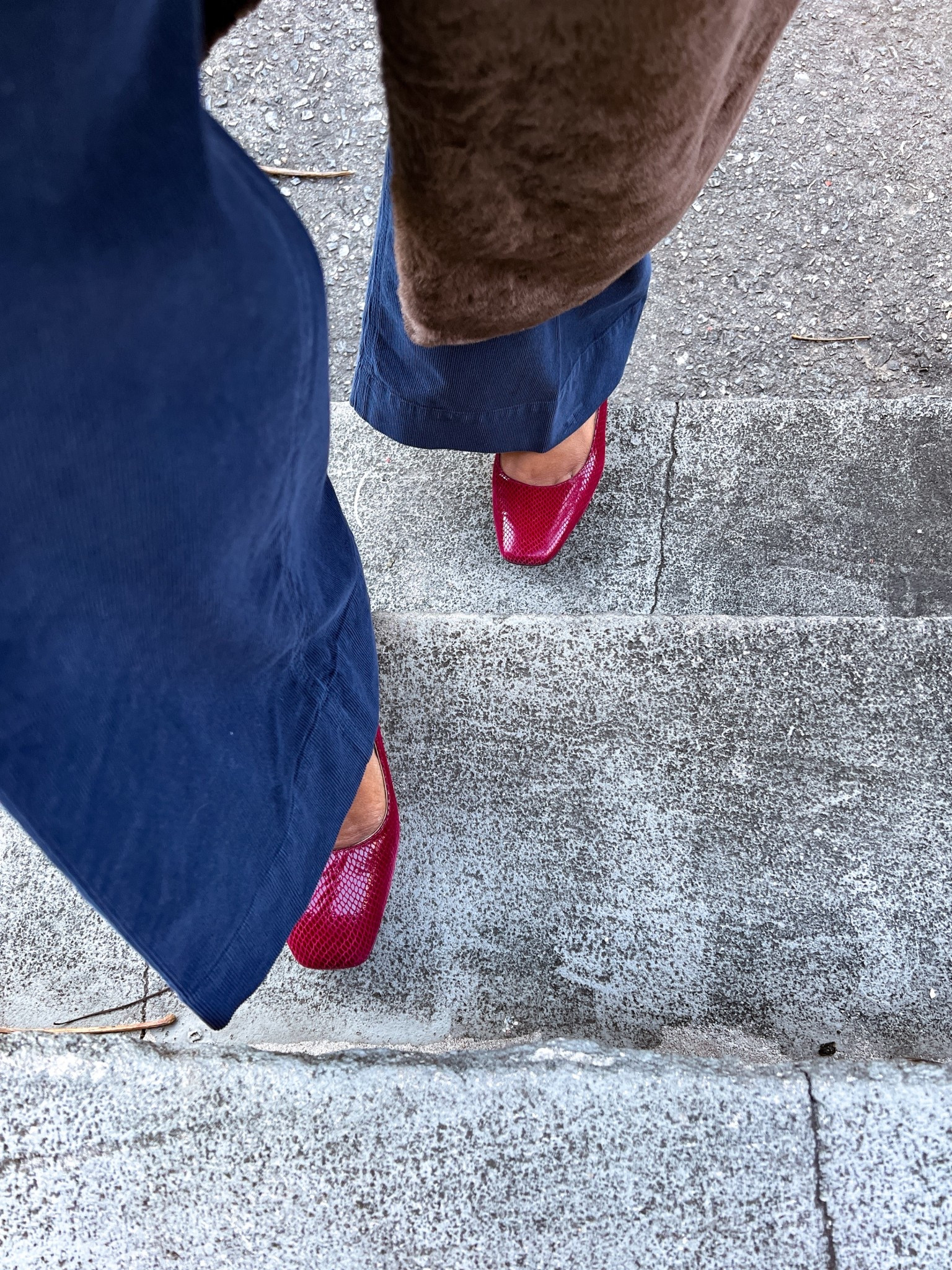 Nothing beats a red shoe for the holidays! 

Holiday outfit, holiday party outfit, comfortable holiday outfit, comfortable holiday shoes, velvet shoes 

#ltkseasonal #ltkshoecrush 

#LTKootd #LTKOver40 #LTKHoliday