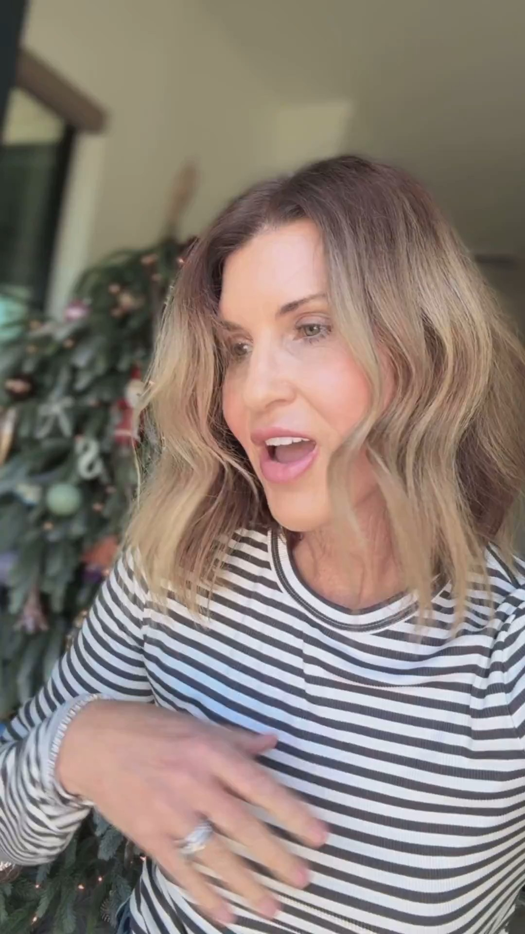 I wear a medium in these cute fitted tops 

Follow my LTK @thespoiledhome on the @shop.LTK app to view this post and get my exclusive app-only content!

#liketkit #LTKOver40
@shop.ltk
https://liketk.it/5xUJ1