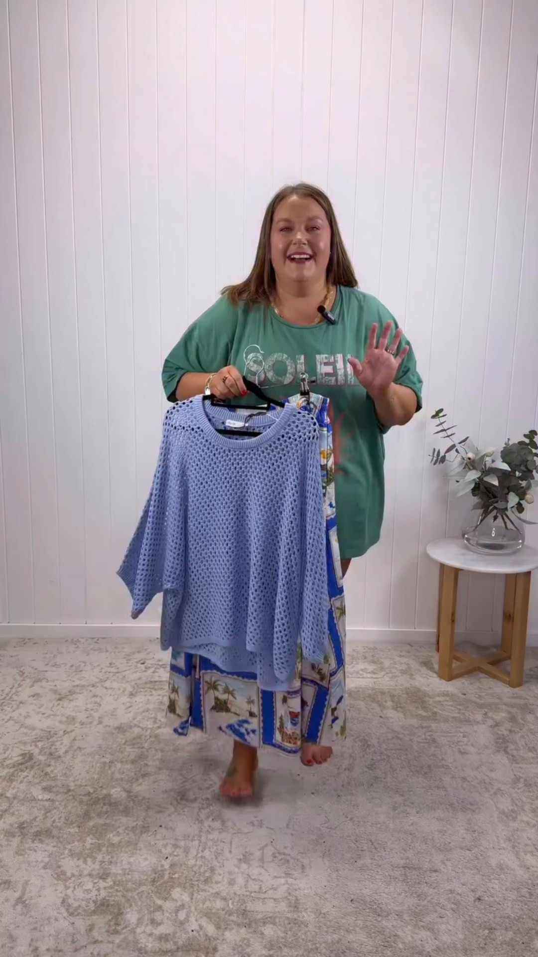 Girls friendsmas tonight and we are going for an ‘Italian summer’ theme for food and drink! 

If only Melbourne ‘summer’ was making it feel more like Italy! 

All pieces linked in my stories! 
#friendsmas #ootd #ootn #styling #plussize #plussizefashion #stylingoutfits #plussizestyling