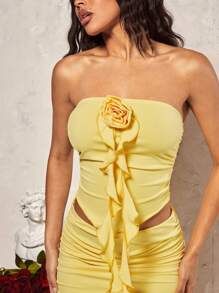 SHEIN BAE Irregular Hem Ruffled Strapless Top With 3d Flower Decor And Skirt Set | SHEIN