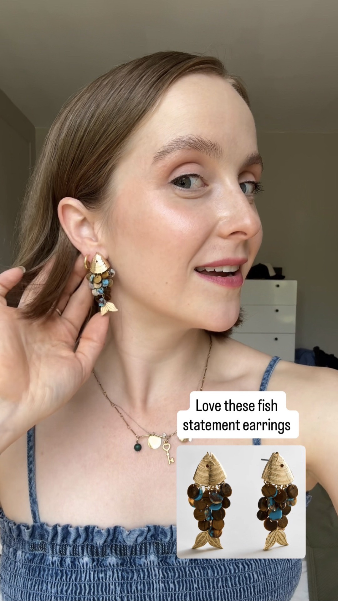 The cutest statement eating for summer! These fish dangles come in a few different colors and are lightweight and flexible.

#LTKootd