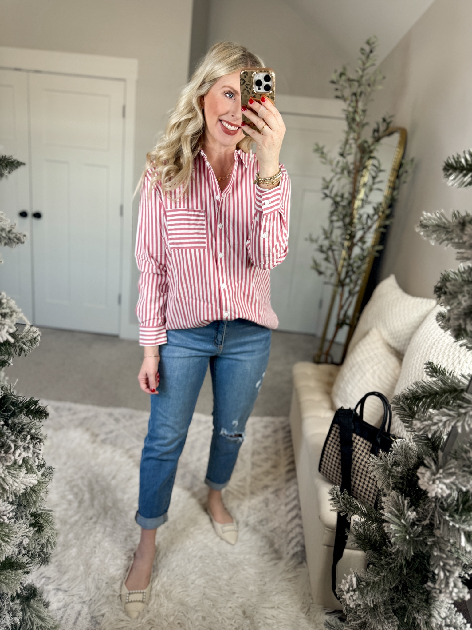 Weekend Walmart wins try on 
Striped button down- medium 

#LTKfindsunder50 #LTKsalealert #LTKshoecrush