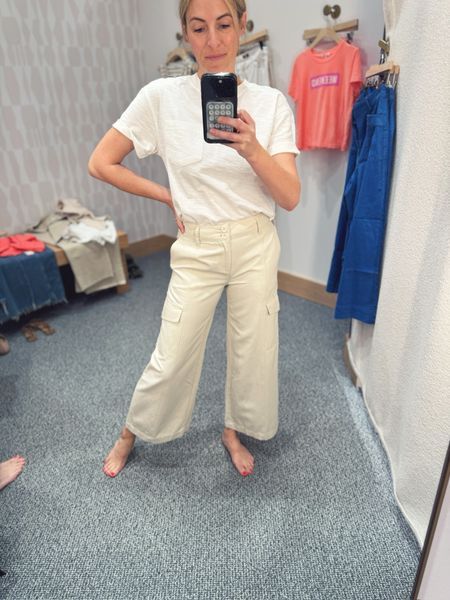 Recent Evereve Try On: Wide-leg cropped cargo pants. Laura liked these as she is narrower in the hip and booty area. Cargo and wide leg are both trending and this combines the two looks. Think of it as cargo culotte, of sorts. Runs tts, Laura wearing a 26. 

#LTKover40 #LTKFestival #LTKstyletip