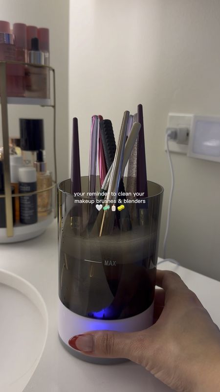 Automatic makeup brush and
Beauty blender cleaner 🫧 under $10

Temu finds
Makeup
Skincare 


#LTKstyletip #LTKbeauty #LTKfindsunder50