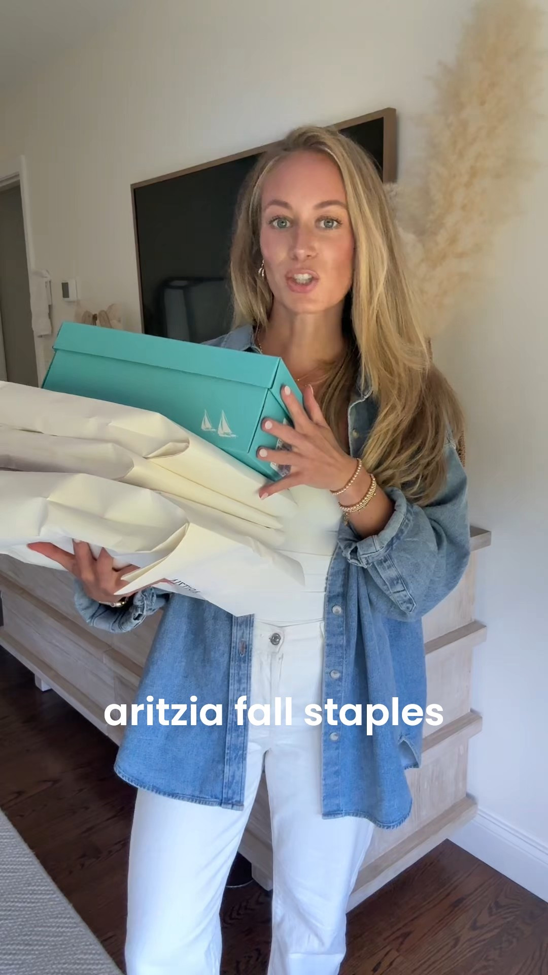 New Aritzia order with some prefall staples - medium in top, small in lodge shorts & pants, medium in rugby shirt, 4 in effortless shorts 