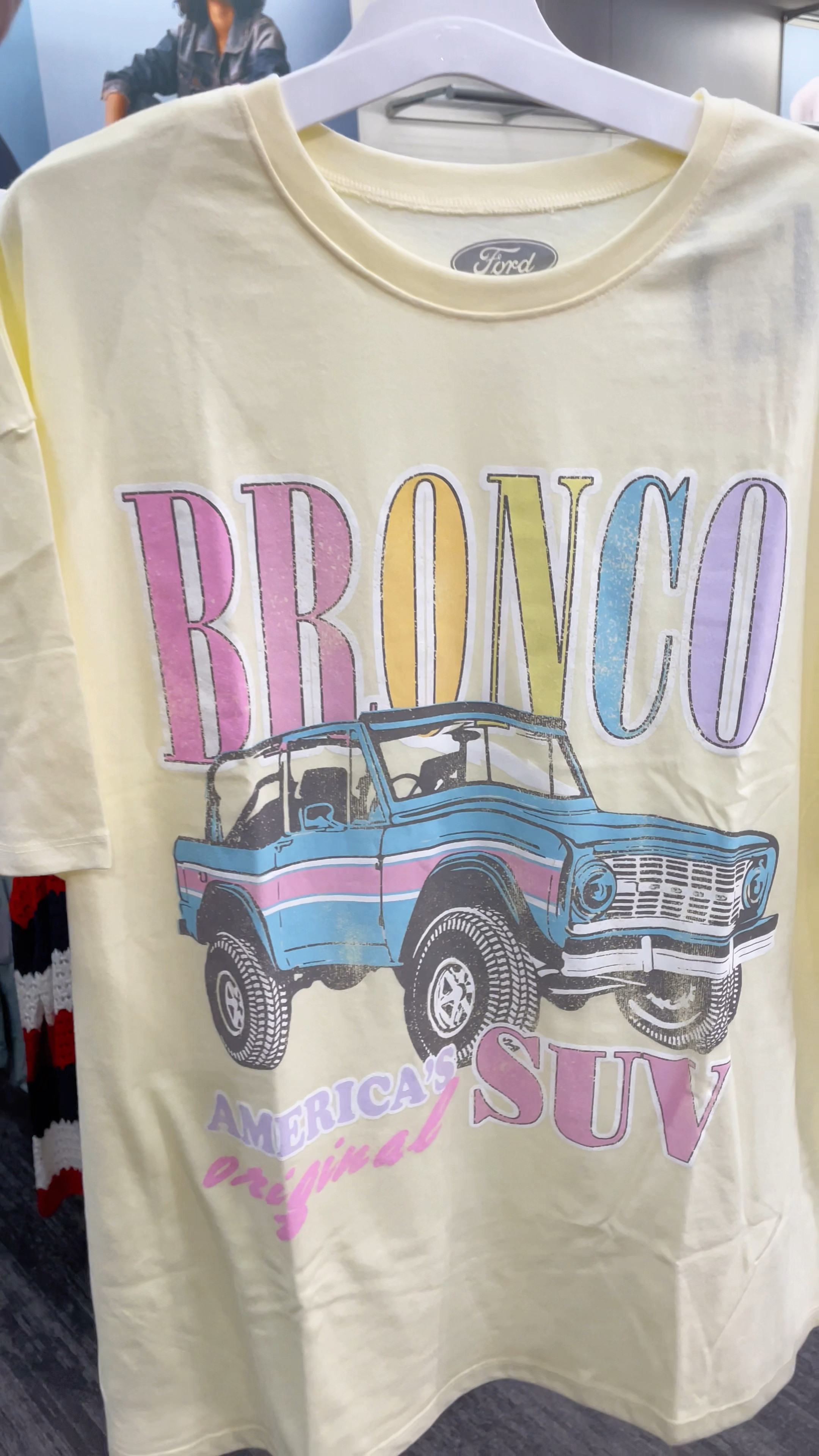 Women's Ford Bronco Short Sleeve Graphic T-Shirt - Green XS