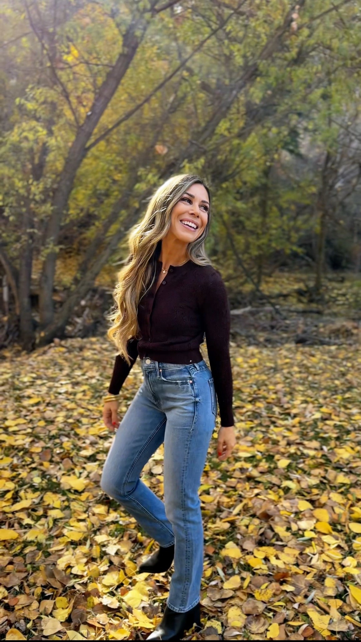 Fall style/ perfect for a casual Thanksgiving vibe 

#LTKGiftGuide #LTKCyberWeek #LTKHoliday