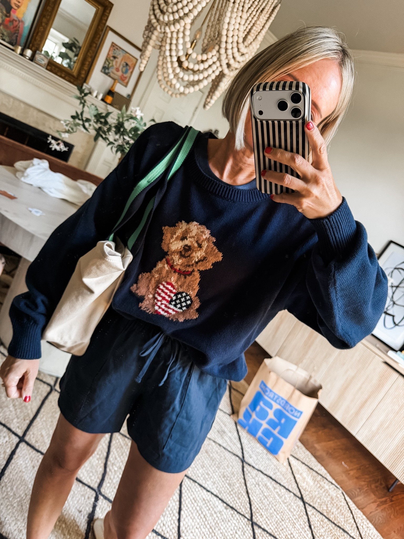 Summer outfit ready with @nordstromrack
Navy linen drawstring shorts- fit TTS, in xs
Sweater with patriotic pup- I sized up to medium for a loose fit.
Tote is preppy perfection!
#nordstromrackpartner #rackscore