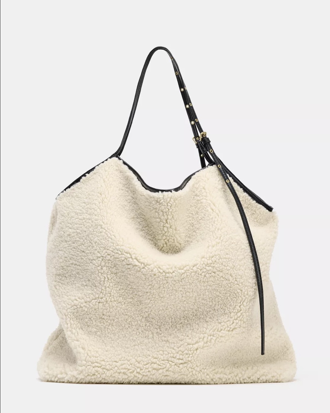 All the hottest bags for winter tagged below 🤩!

#LTKFindsUnder100 #LTKItBag #LTKStyleTip