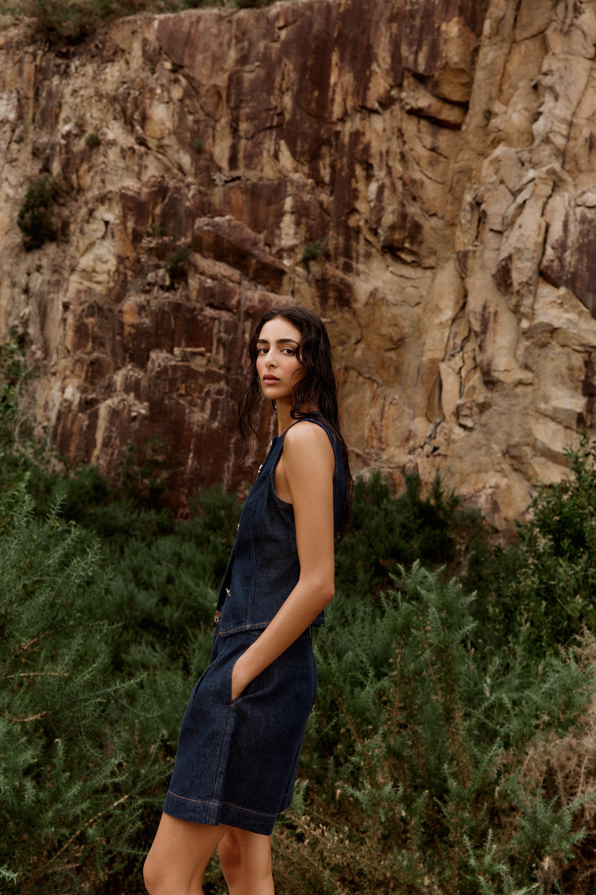 Z1975 DENIM WAISTCOAT WITH GOLD BUTTON | Zara UK