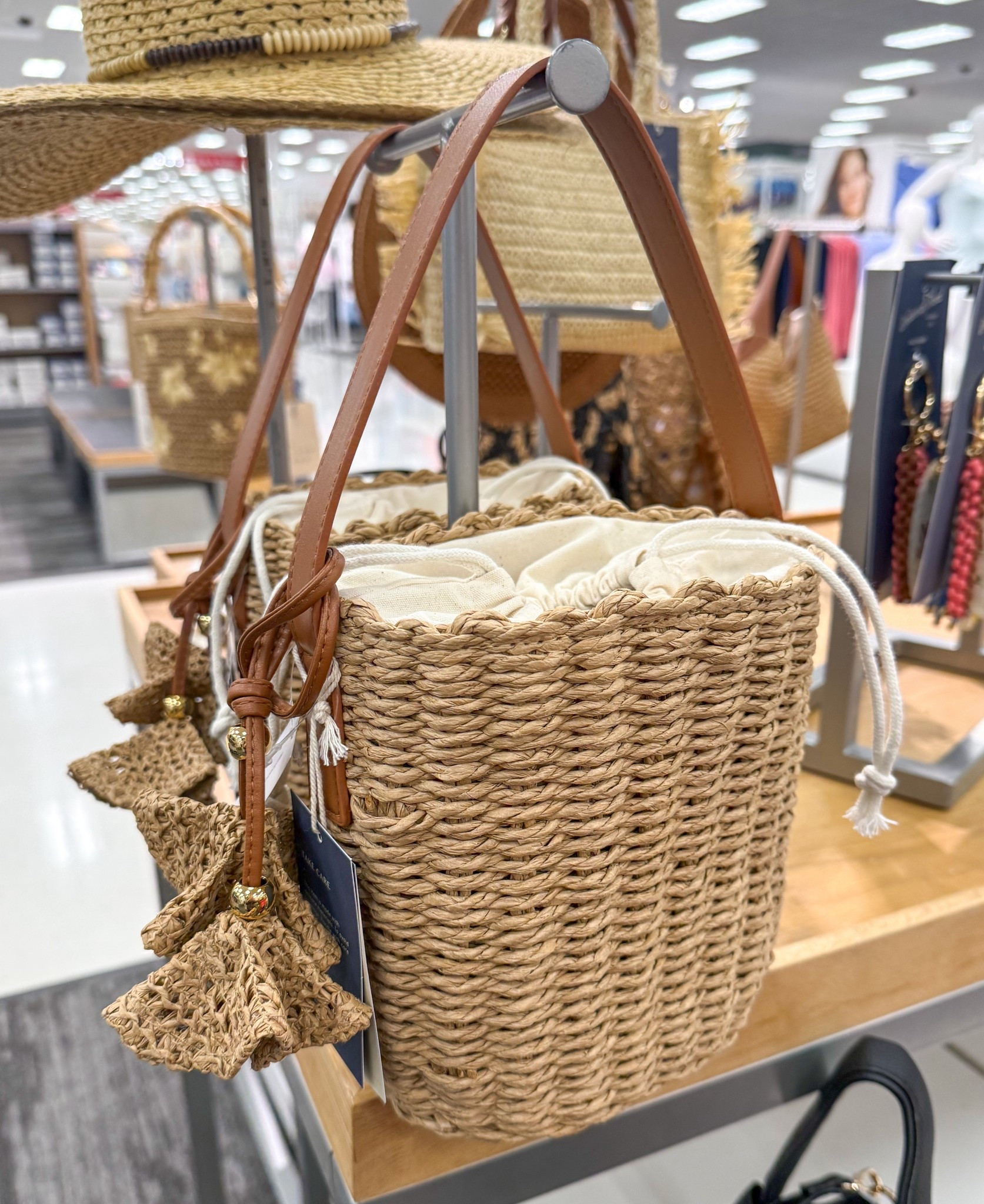 20% off bags 😍

#LTKSeasonal #LTKgrwm #LTKSaleAlert