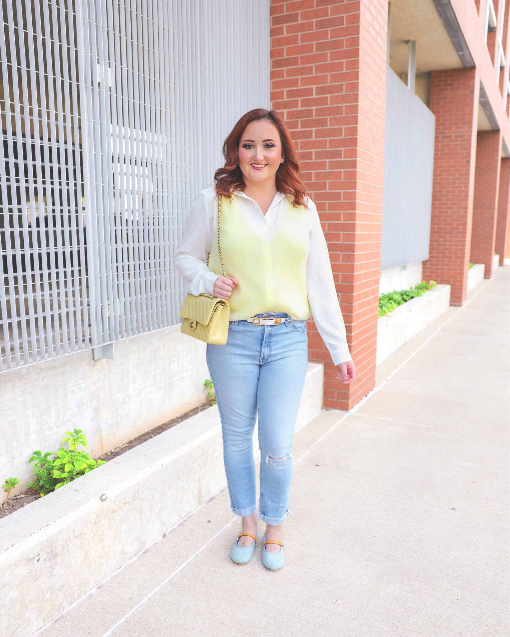 Sharing a cute everyday or casual office wear outfit! Wearing a white button up and lightweight cashmere vest from Me + Em! Belt is Versace. Jeans are Mother from Nordstrom- my FAVE jean brand!! Pricey but they last and are so comfy!! 


#meandem #me+em #mother #versace #officeoutfit #officestyle #fall #fallstyle #vest #cashmerevest #workwear #workstyle #workfashion #casualstyle #falltransition #fallfashion #falloutfit #fallstyle 

#LTKWorkwear #LTKFallSale #LTKSeasonal