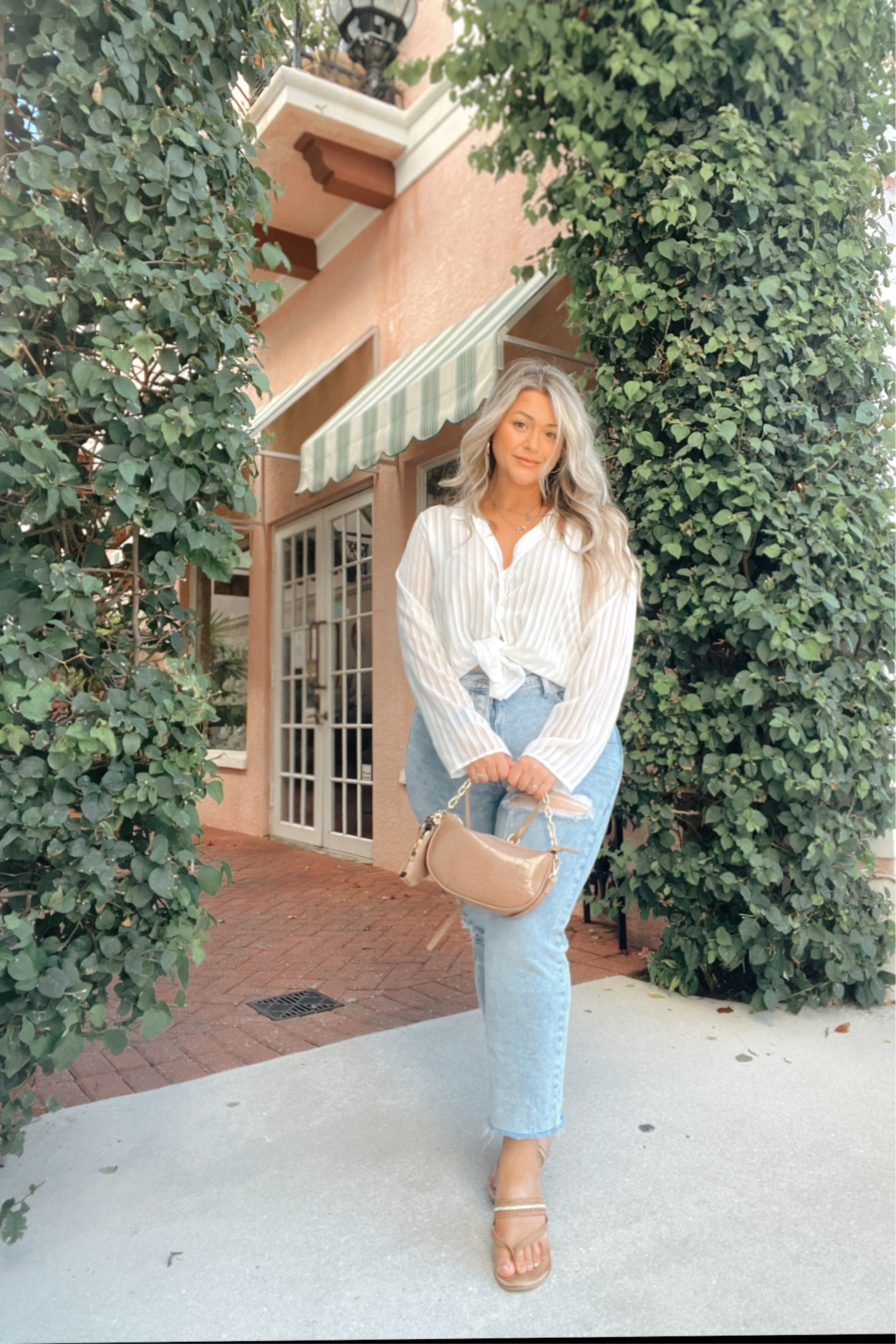 Soft, coastal, and casual ⭐️ 

#oldnavyfind #oldnavy #floridaliving 

#LTKstyletip #LTKfit #LTKcurves