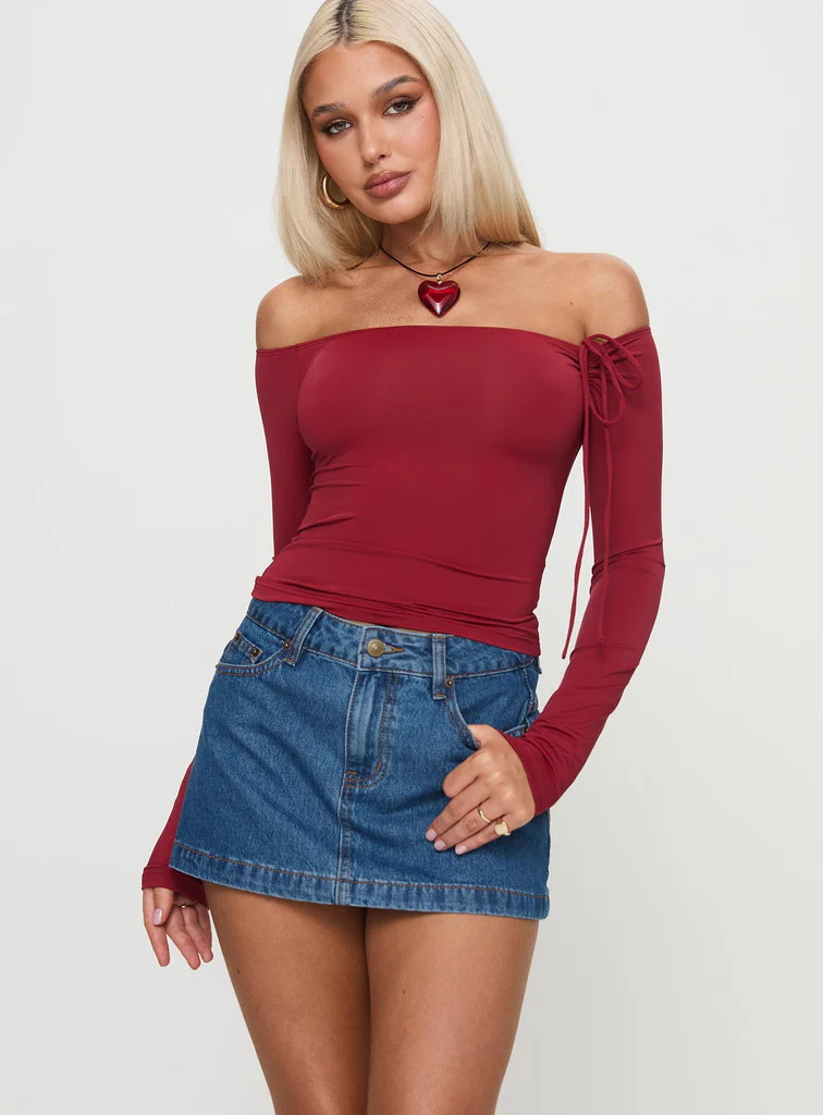Nicolina Low Rise Denim Mini Skirt Light Wash | Princess Polly US