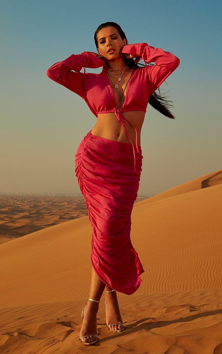 Hot Pink Mid Rise Ruched Midaxi Skirt | PrettyLittleThing US