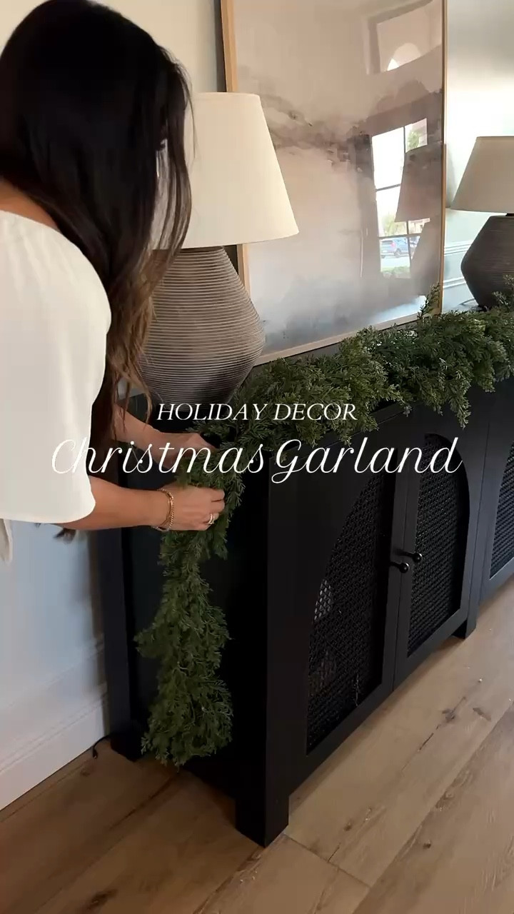 Christmas Decor

#Christmasdecor #cljsquad #amazonhome #organicmodern

#LTKHome #LTKSeasonal #LTKHoliday