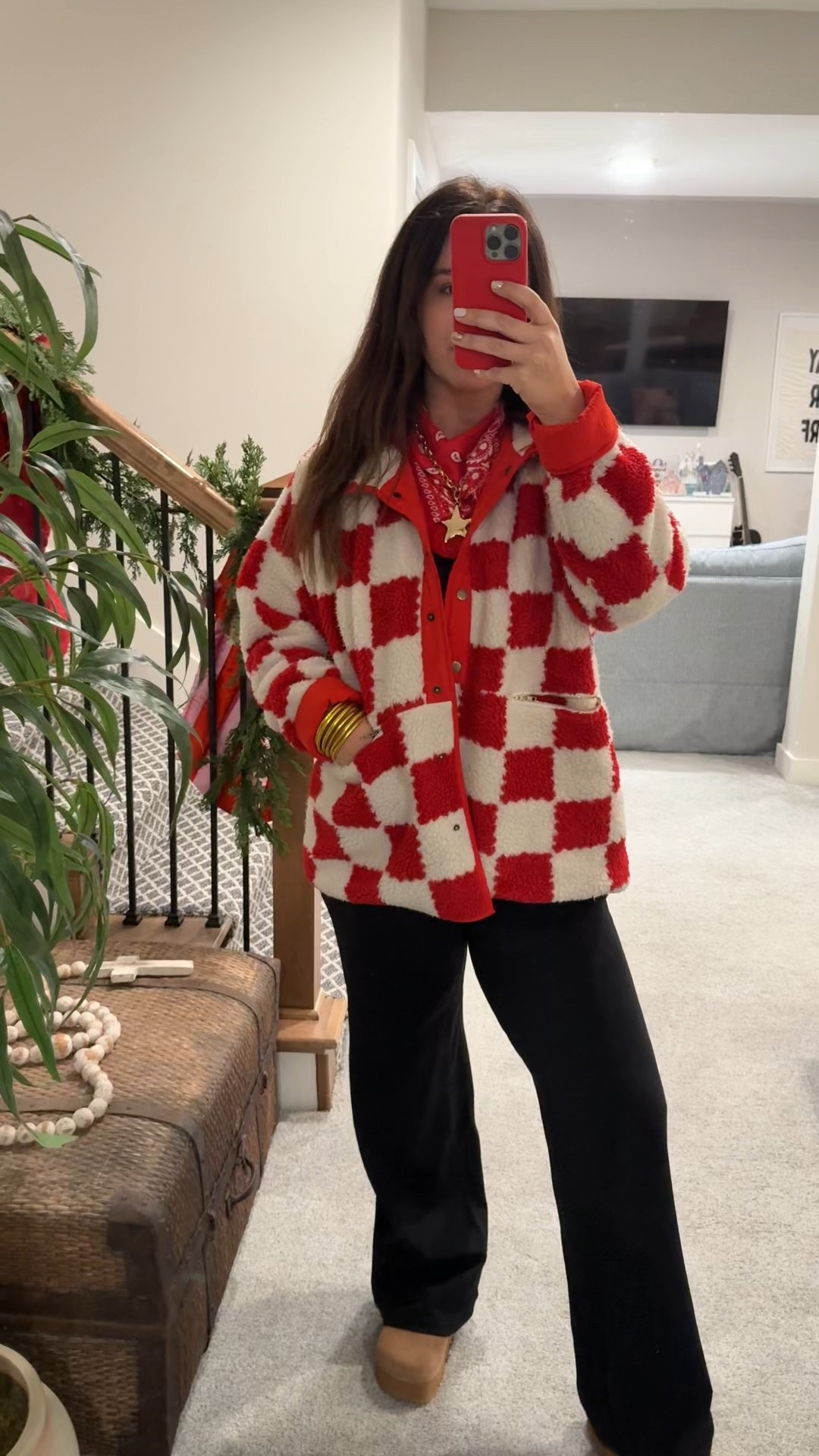 Checker jacket, comfy ootd, cozy outfit, wide leg leggings, star necklace, casual look, gameday

This checker print jacket is so cozy and cute for winter! Paired with these wide leg butter soft leggings makes for an easy, casual look! Add a bandana and star necklace and done! ❤️⭐️

#LTKFindsUnder50 #LTKootd #LTKFindsUnder100