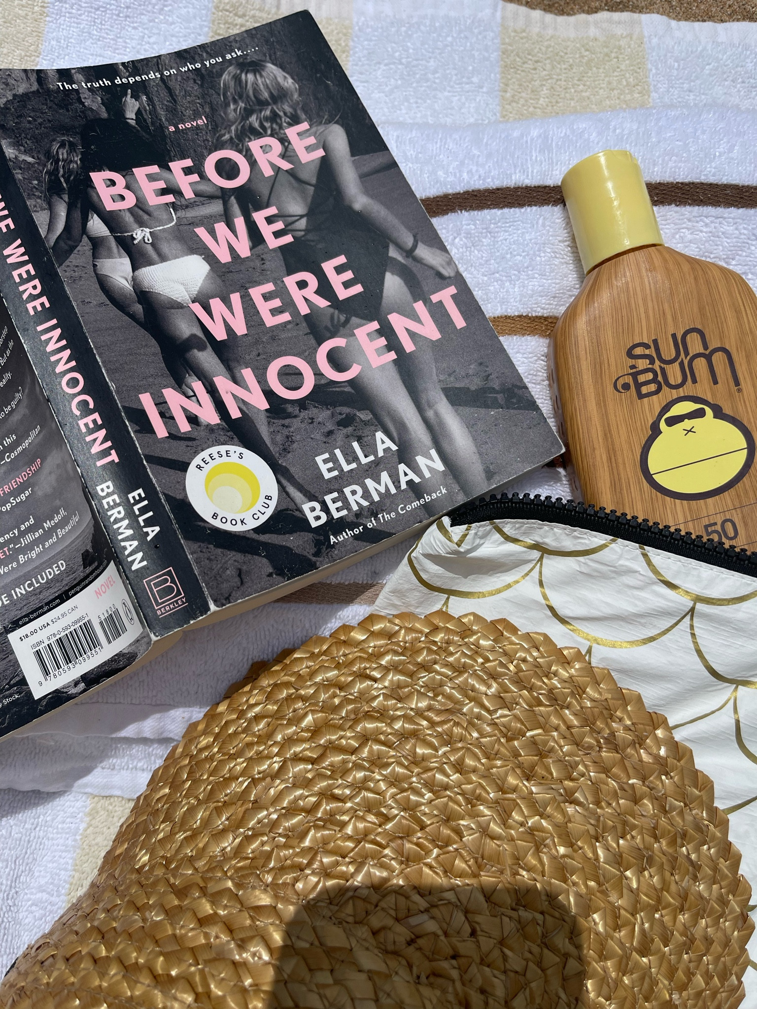 Beach Essentials 🏝️

Book recommendation, book club, vacation book, visor, straw visor, sunscreen, towel, umbrella, beach chair, beach umbrella, waterproof bag, waterproof beach bag, beach tote.

#LTKFindsUnder100 #LTKxNSale #LTKTravel