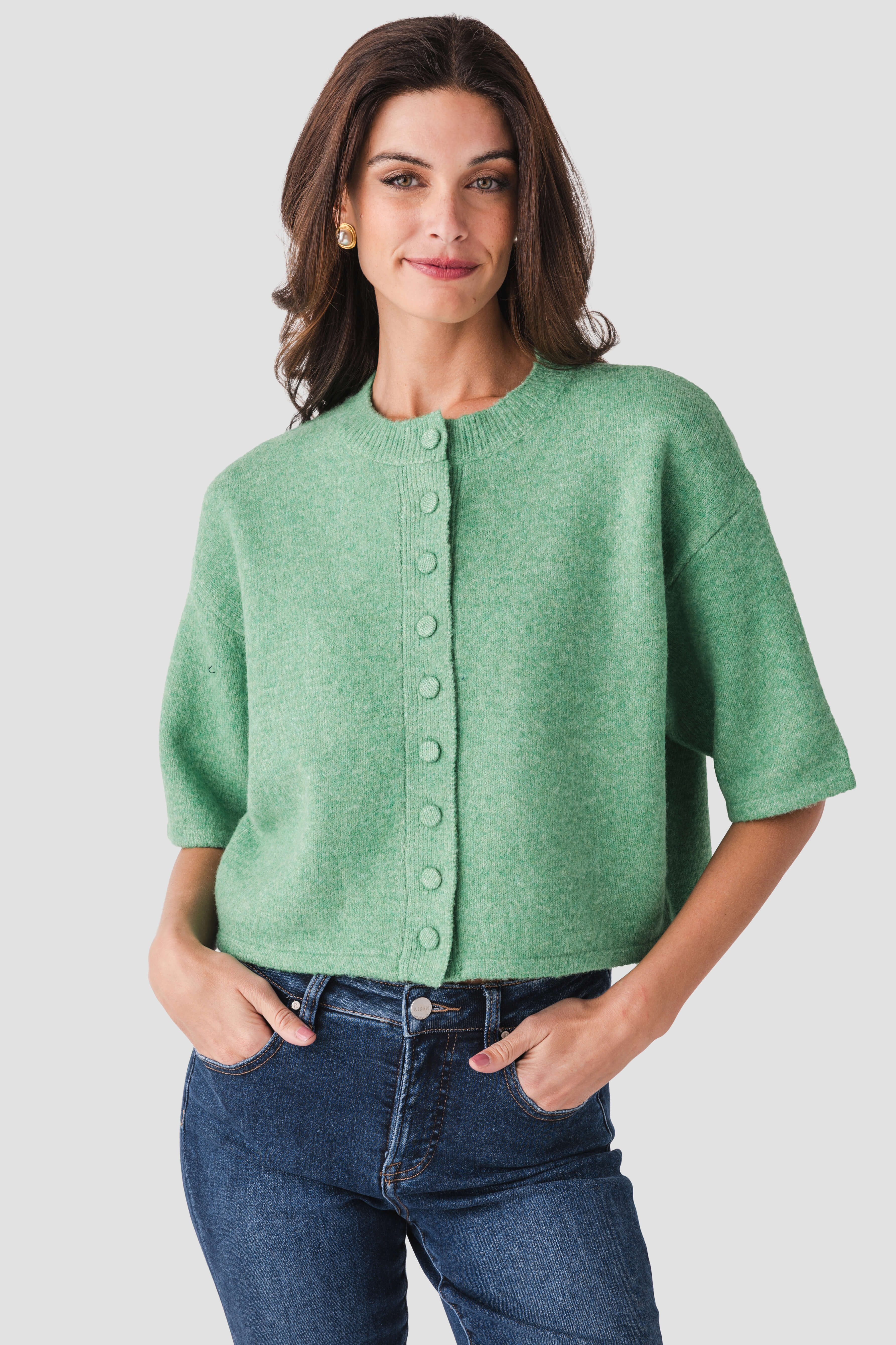 Pinch Boxy S/S Sweater Top | Social Threads