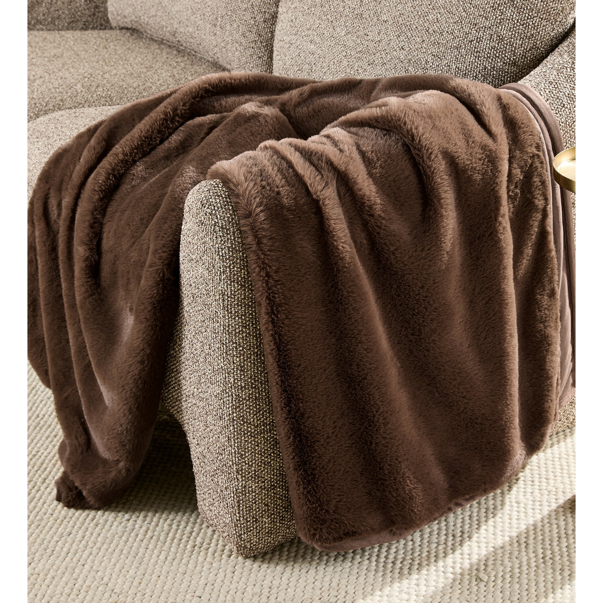 Better Homes & Gardens Brown Faux Fur Ultra Soft Luxury Oversize Throw Blanket 50" x 72", Brown B... | Walmart (US)