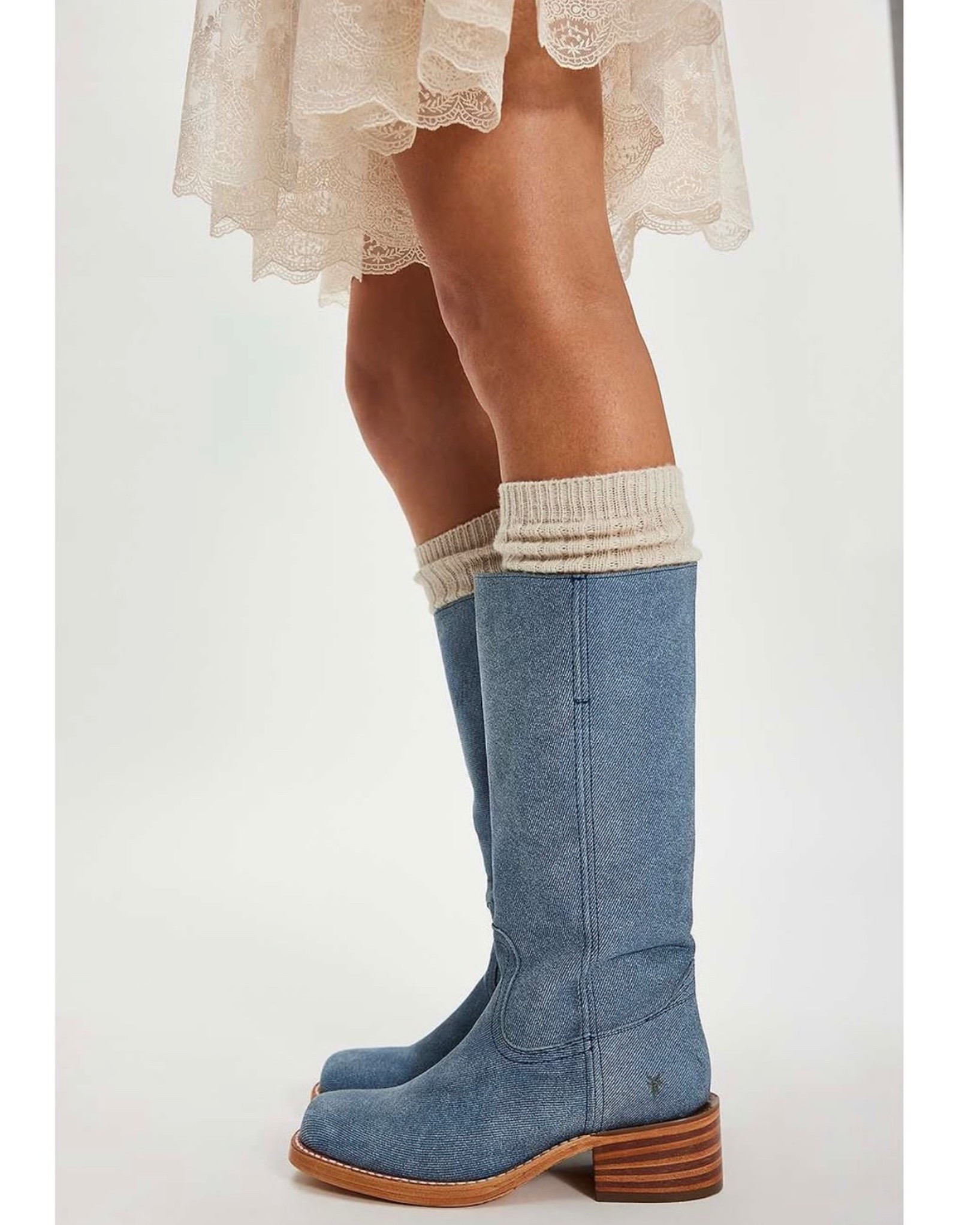 Loving these denim Frye boots 👖🧵🪡

#LTKWorkwear #LTKootd