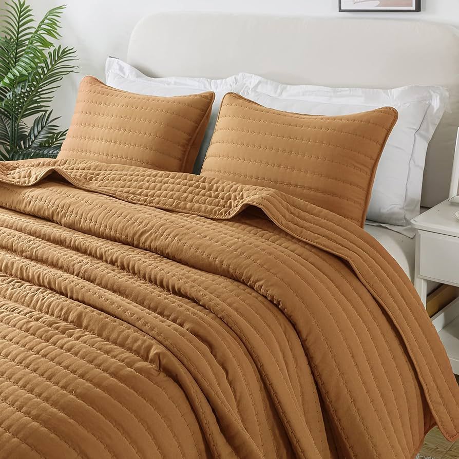 Pumpkin Yellow King Size Quilt Bedding Sets with Pillow Shams, Mustard Lightweight Soft Bedspread... | Amazon (US)