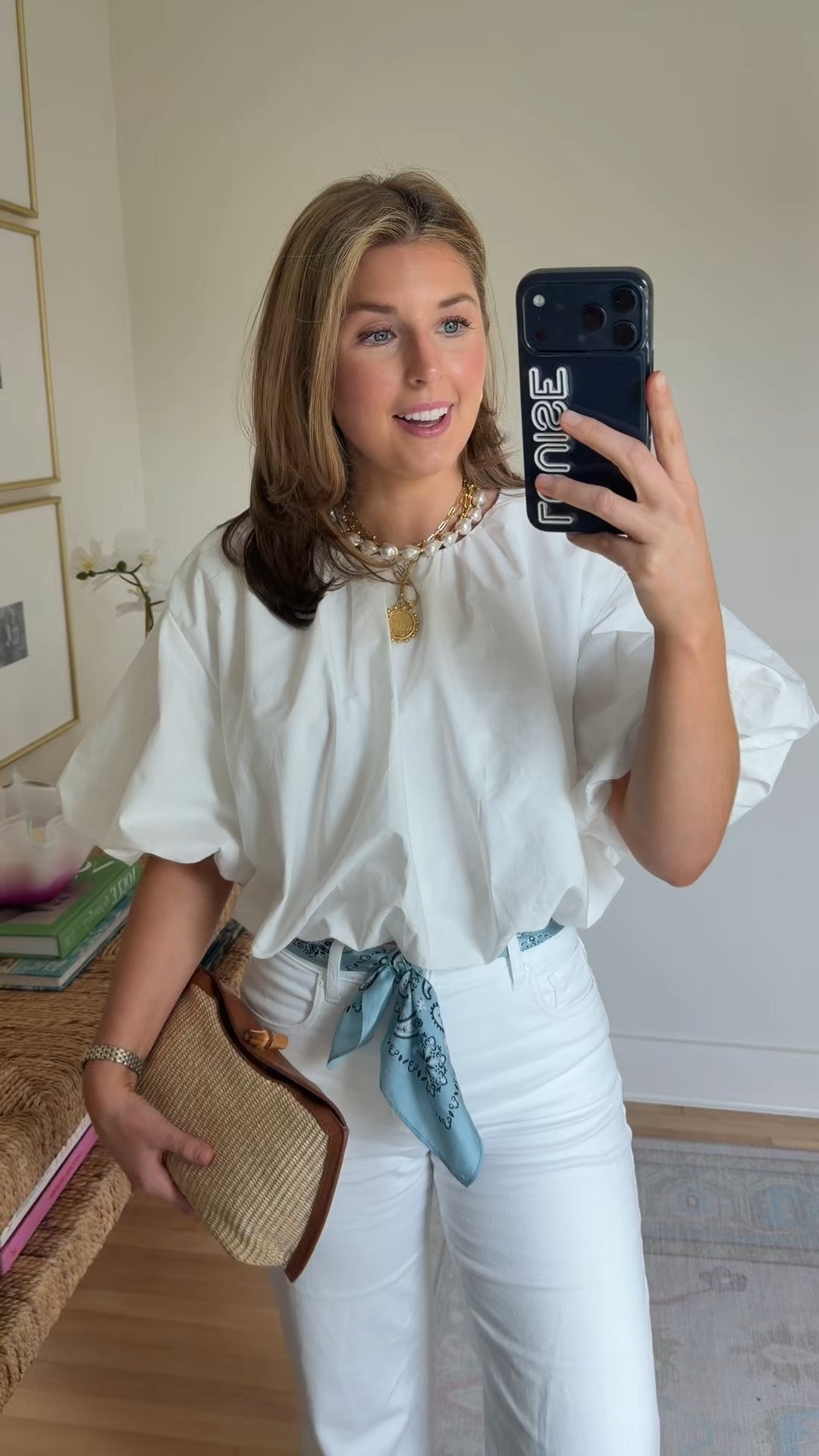 Outfit idea for the bride to be! Wearing an XS in top and 0 in jeans 