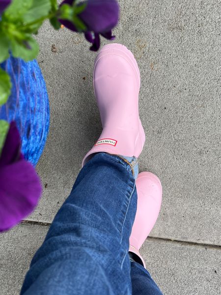 The perfect spring rain boot! Wore these all over Charleston yesterday after our heavy rains. Comfortable and cute! 

#LTKshoecrush #LTKU #LTKstyletip