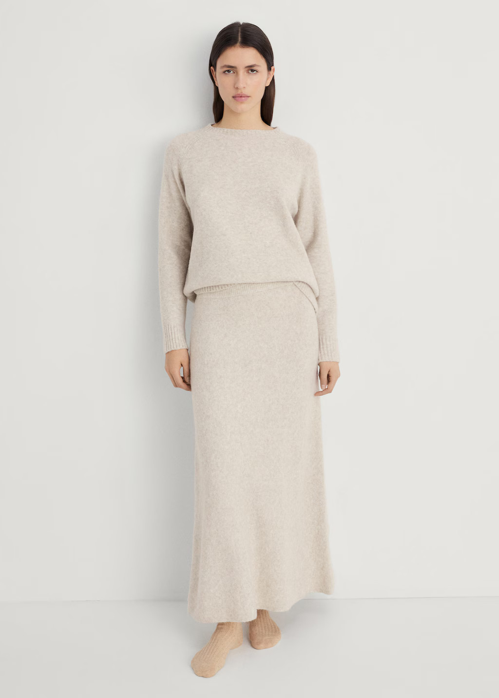 Round-neck knitted sweater beige - Woman - M - MANGO | Mango (US/MX/AU)
