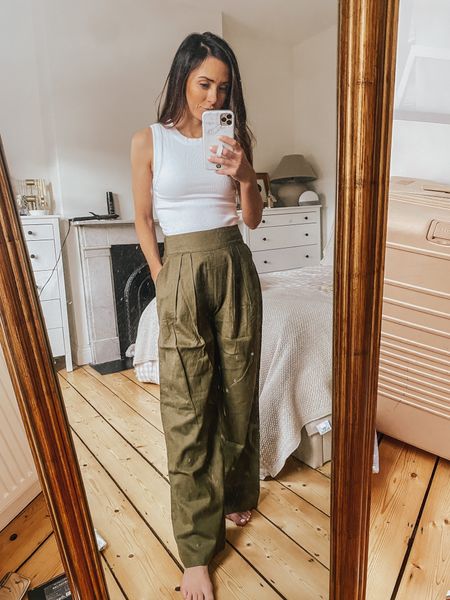 Love the green wide leg linen blend pants from Abercrombie! Don't forget the ribbes crew neck tank 

#LTKSeasonal #LTKstyletip #LTKFind