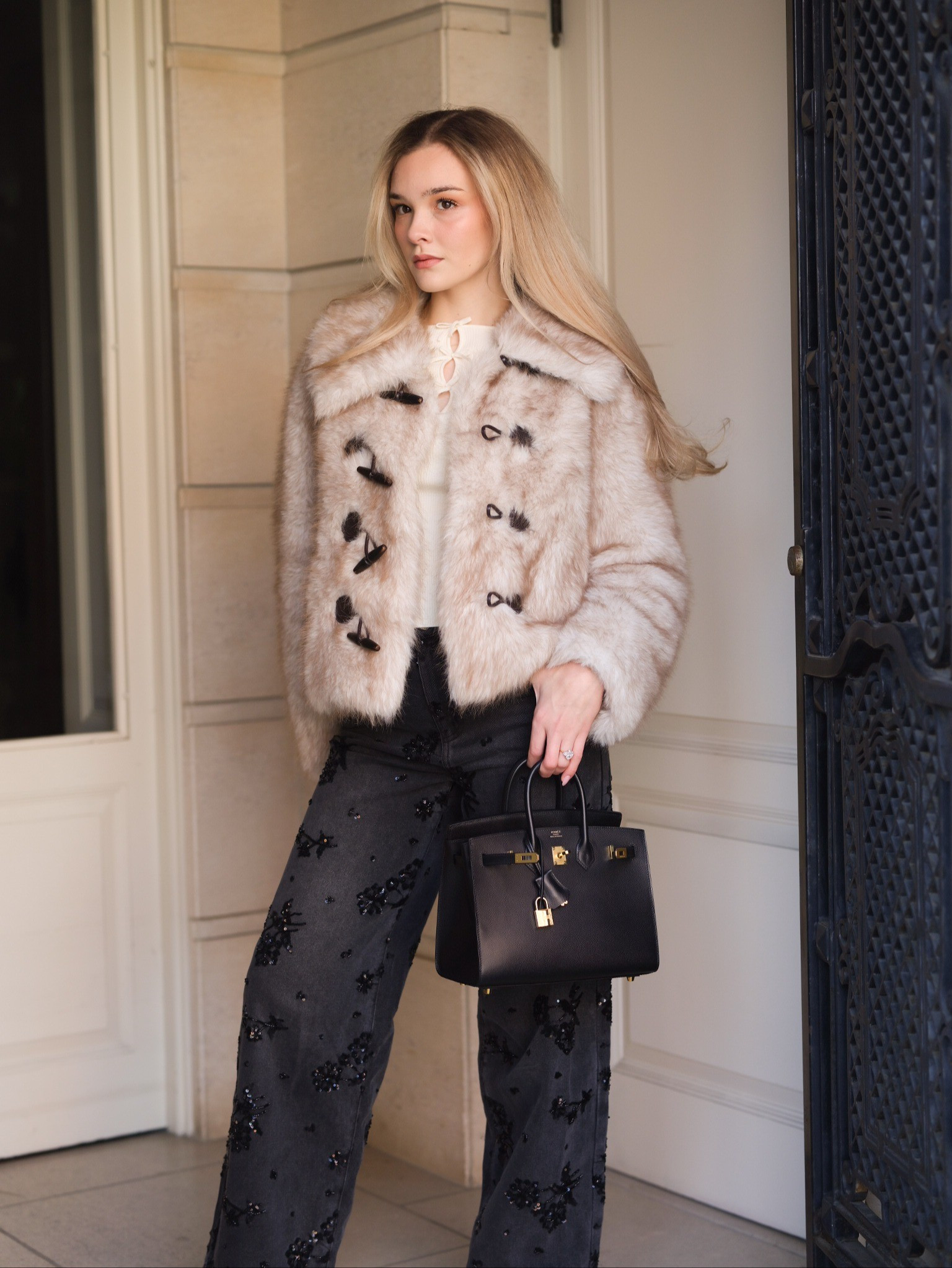 The chicest outfit for winter ❄️

#LTKootd #LTKgrwm #LTKSeasonal