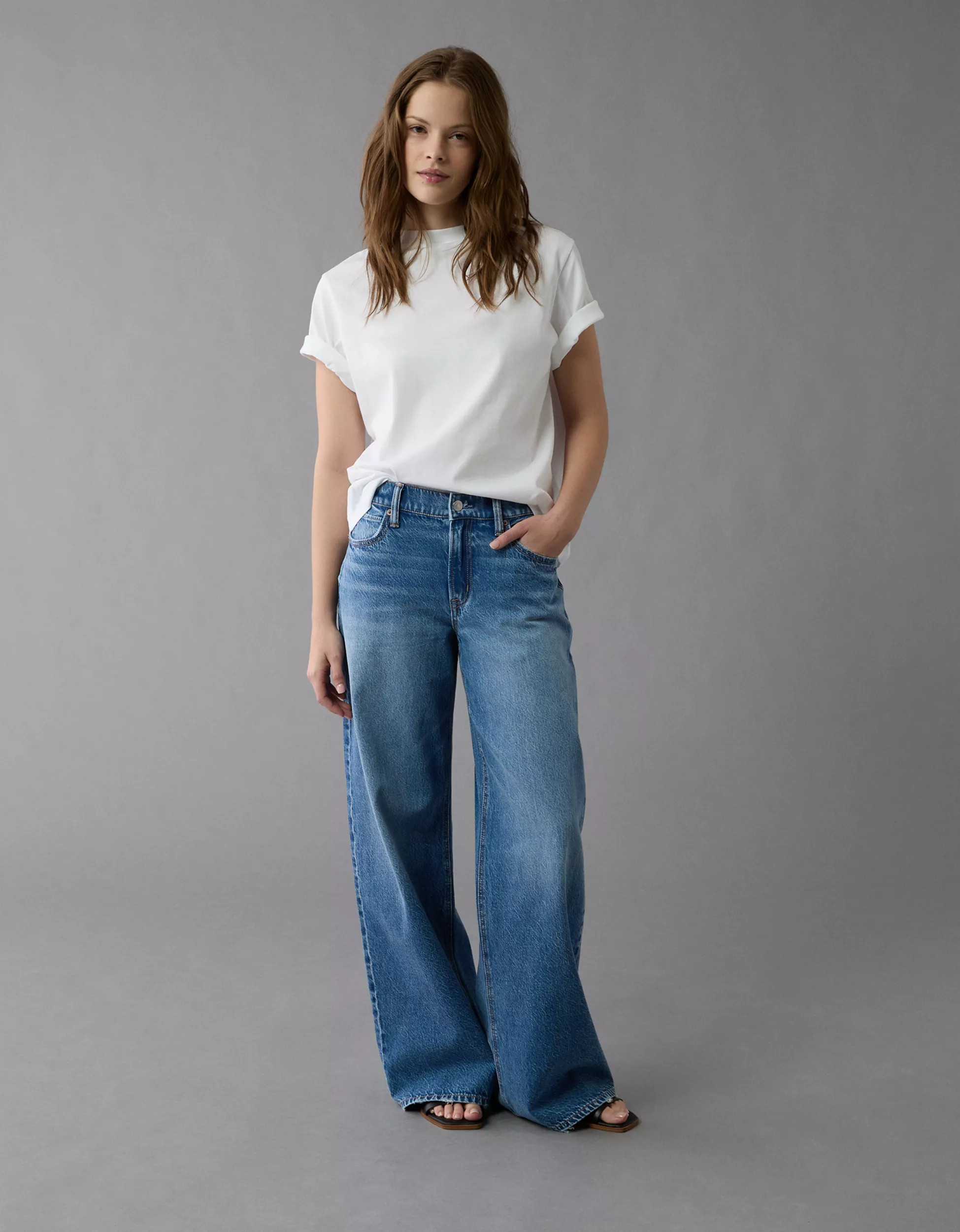 AE Strigid Low-Rise Ultra Wide-Leg Jean | American Eagle Outfitters (US & CA)