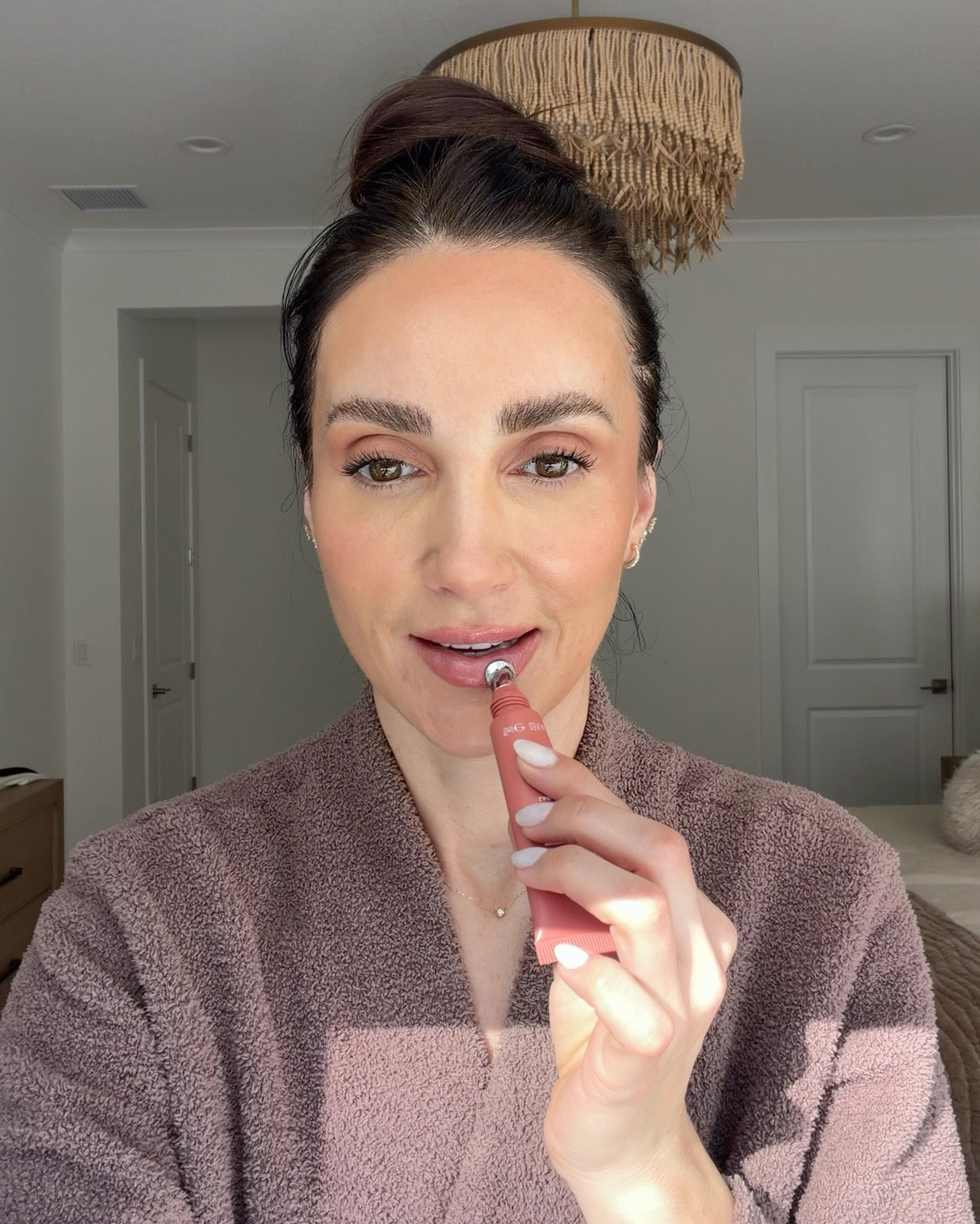 Your quick fix to winter uglies- 7 steps in 7 minutes . Comment JANUARY for details

Winter makeup, mature, skin, friendly makeup, makeup for glow skin, beauty over 40

Makeup details : foundation in 6.25 (I could prob use 5.75 since I’m pale now) concealer in 3N, eyeshadow in 25, bronzer in truffle, blush in coquette and 11, liner in Whirlin, lip peptide in lady 


#LTKOver40 #LTKBeauty #LTKFindsUnder50