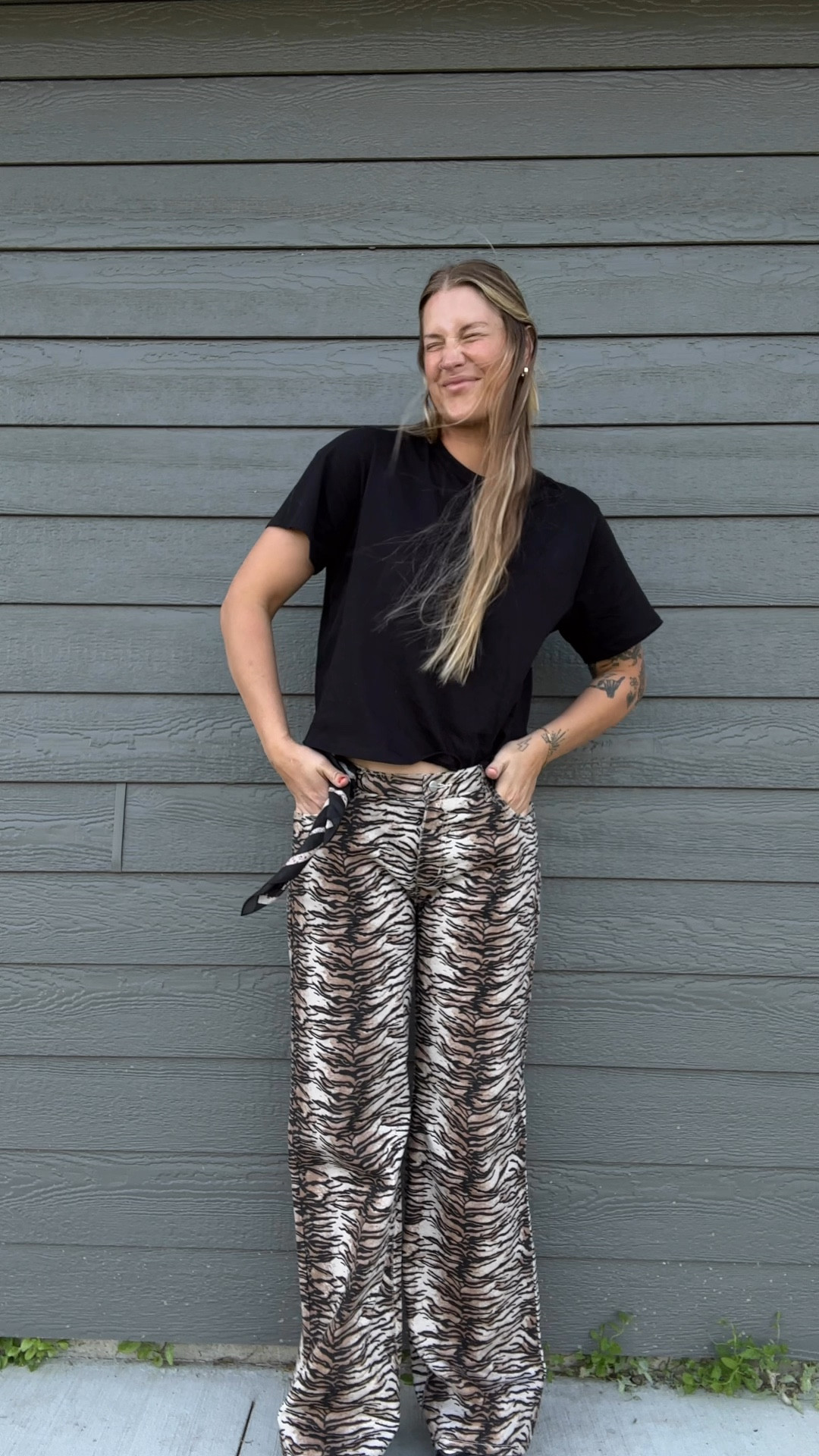 Tied the jeans up with a @xoxoartandcompany scarf!

#LTKSeasonal #LTKFallSale #LTKStyleTip